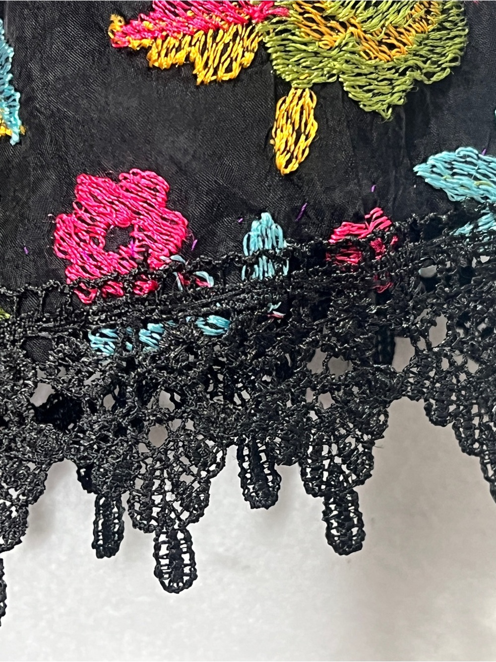 Ohm Hand Embroidered Floral Duster Coat Black Silk Lace Trim Boho Art Wear Rare - Picture 8 of 8